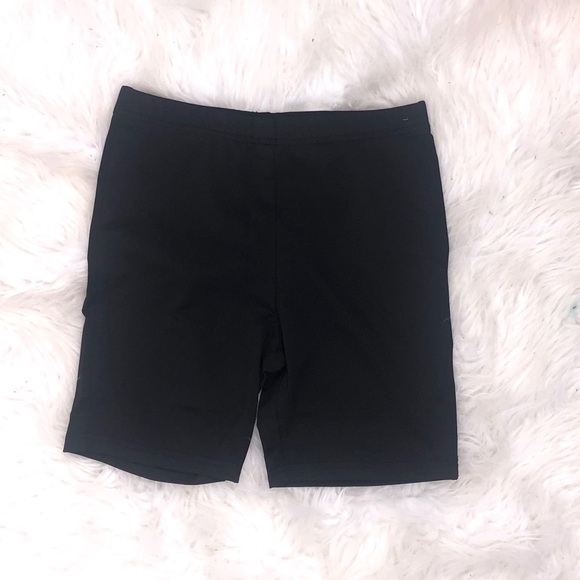 Neon green and black biker shorts - Picture 2 of 2